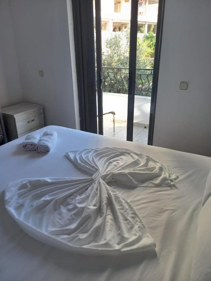 ساراندا Sunset Aparthotel المظهر الخارجي الصورة